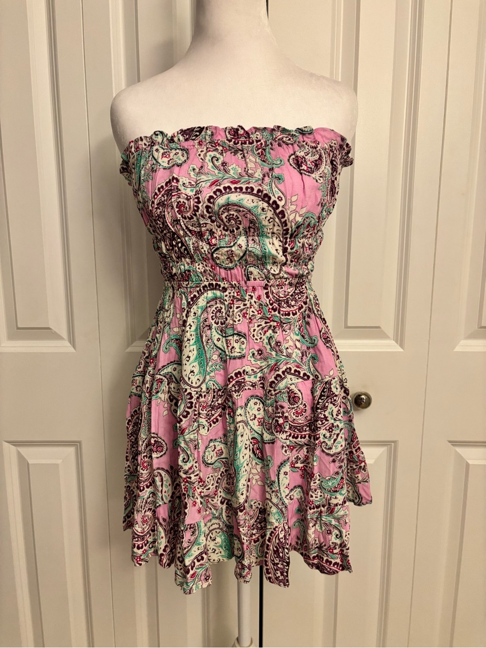 Sky to Moon Strapless Paisley Smocked Mini Dress Small Rayon